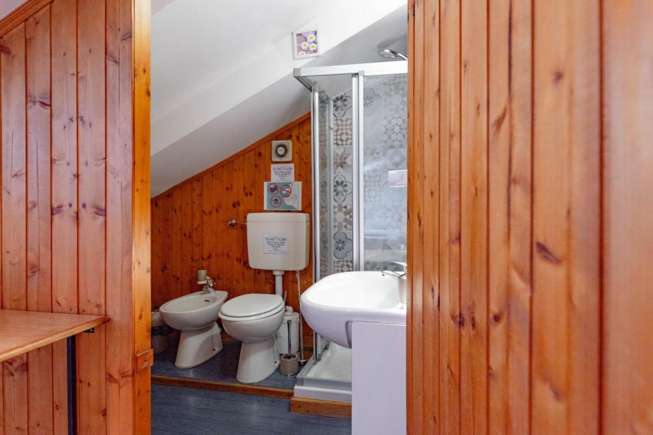 Nella Casa Del Pittore トリノ エクステリア 写真